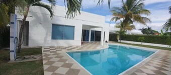 EXCELLENT VACATION HOUSE TOTALLY PRIVATE LOCATION AND COMFORT