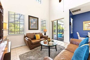 TV, videospill og kontorer