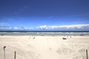 Beach - Brand New Oceanfront Luxury 3 Bedroom 3 Baths (Daytona Beach)