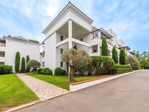 Exterior - Appartement avec Accès Direct à la Plage (San-Nicolao)