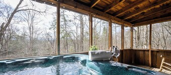 Secluded, Yet Convenient to All Attractions!