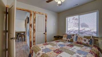 2 bedrooms, iron/ironing board, WiFi, bed sheets