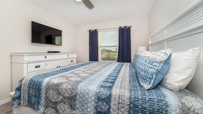 5 habitaciones, tabla de planchar con plancha, internet y ropa de cama 