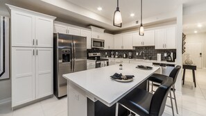 Fridge, microwave, oven, stovetop - 5 Star Condo in Storey Lake Resort, Orlando Condo 4836 (Orlando)