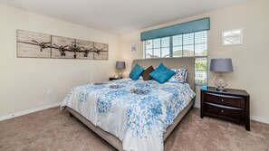 4 bedrooms, iron/ironing board, Internet, bed sheets - Luxury Townhome on Paradise Palms Resort with a Private Pool, Orlando Townhome 4841 (Orlando)
