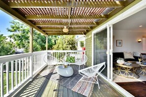 Cottage, 2 Queen Beds | Balcony - Cozy Cardiff-by-the-sea Ocean View Seacottage (Cardiff-by-the-Sea)