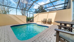 Beheizter Pool
