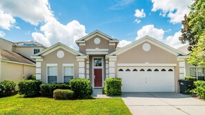 Exterior - Rent the Perfect 4 Bedroom Villa on Windsor Palms Resort, Orlando Villa 4988 (Orlando)