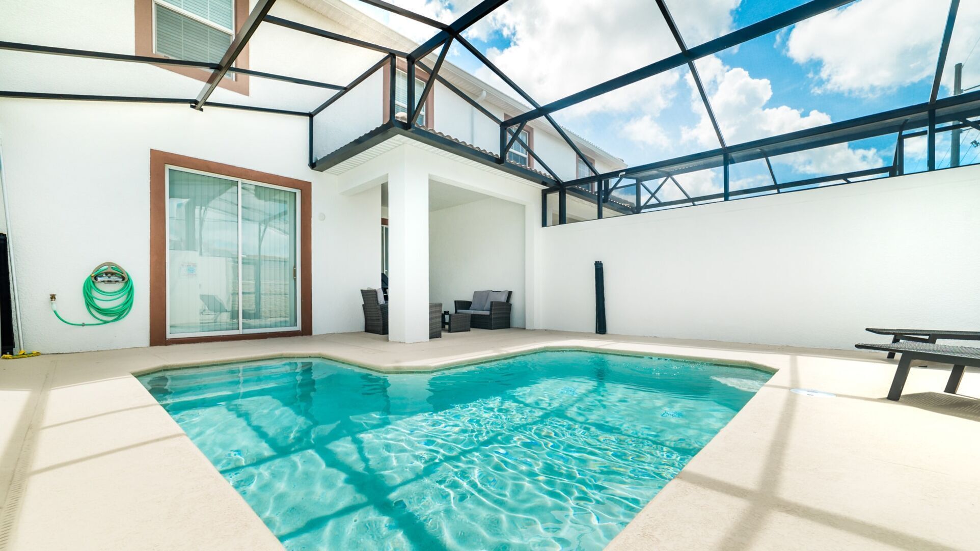 Beheizter Pool