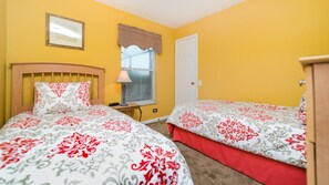 4 Schlafzimmer, Bügeleisen/Bügelbrett, Internetzugang, Bettwäsche