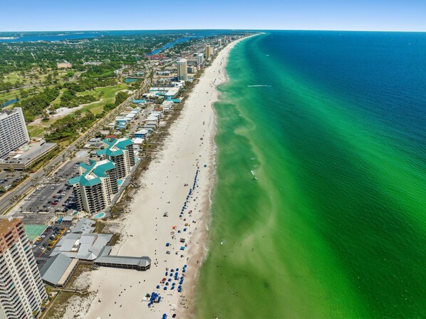 On the beach, sun-loungers - Beachfront Ground Floor Condo with Complimentary Beach Chairs and Umbrella!!! (Panama City Beach)