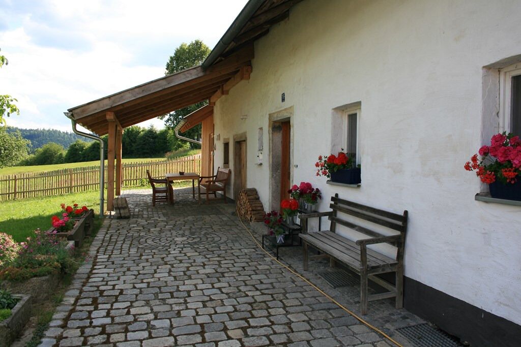 Ferienhaus Winter (Blaibach)-Überdachte Terrasse