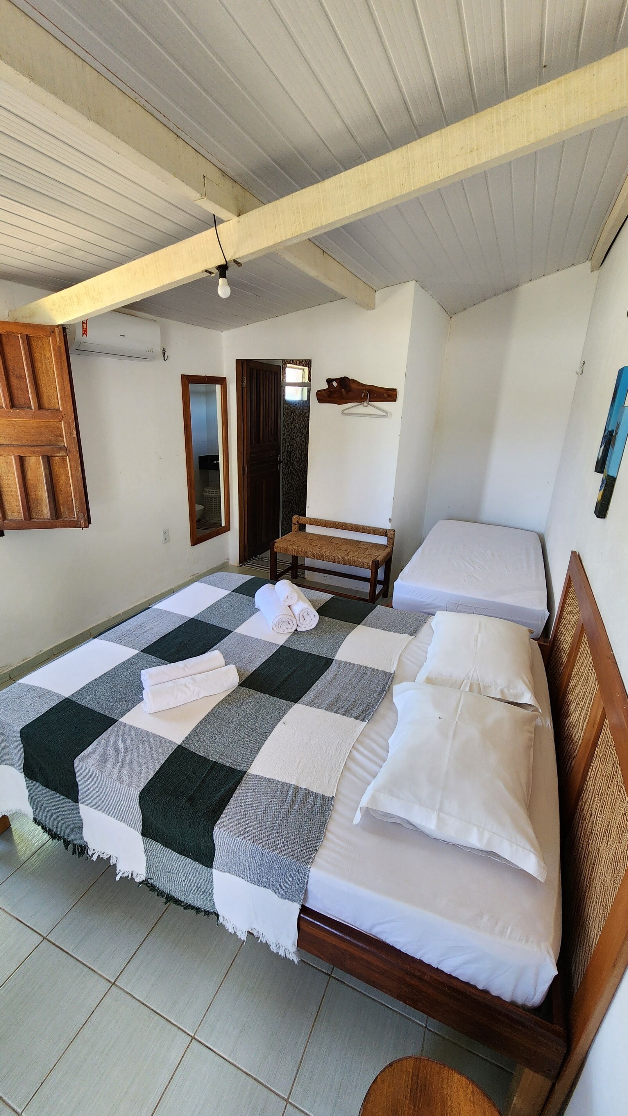 Kolmen hengen standard-huone | Ilmainen Wi-Fi, vuodevaatteet