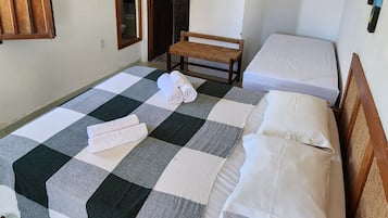 Standard-Dreibettzimmer | Kostenloses WLAN, Bettwäsche