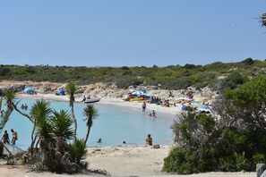 Beach nearby, sun loungers - 3min. Walk to the beach, Villa Bini Perla, sea view, sunny, quiet location (Binibequer)