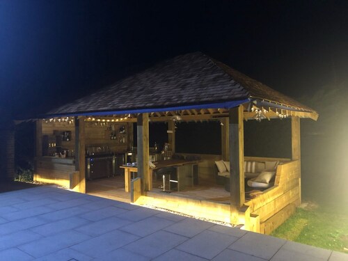 Stunning Oxfordshire 5 Bedroom House in 2 acres