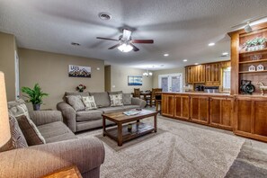 TV, peis og videospill