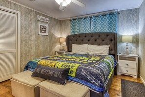 2 bedrooms, iron/ironing board, free WiFi, bed sheets
