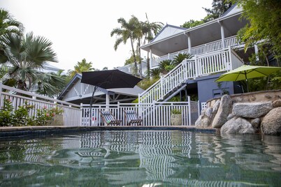 Breathtaking views of the ocean and city, nestled in Whitfield National Park