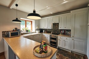 Opvaskemaskine, højstol