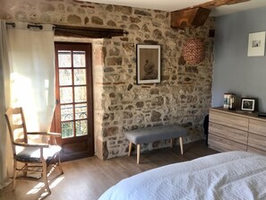 3 عدّة غرف نوم ومكتب ومكواة/لوح كي وواي فاي مجانًا