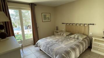 3 habitaciones, tabla de planchar con plancha y wifi gratis