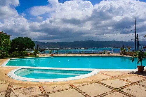 Upper Deck Condominium Montego Bay, Jamaica 