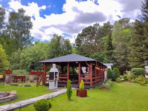 Property grounds - Chatka Puchatka (Gądków Wielki)