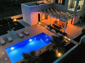Outdoor pool, a heated pool
