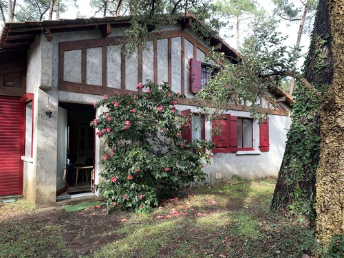 Maison Dans Residence Calme Avec Piscines Pres VIE Animee