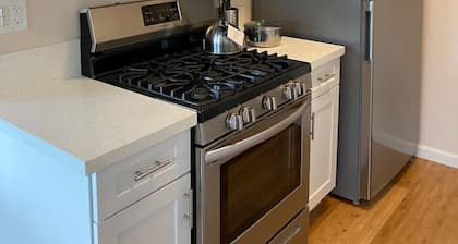 Westside turnkey 1 bd apt #4