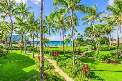 Turtle Bay Villas 205/206 by Gather w/ Shared Pool, Spa, AC