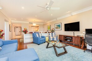 Smart TV, DVD player
