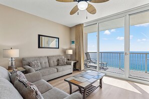 Télévision, table de tennis de table