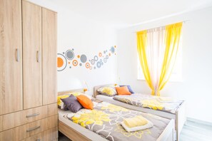 2 Schlafzimmer, Bügeleisen/Bügelbrett, kostenloses WLAN, Bettwäsche