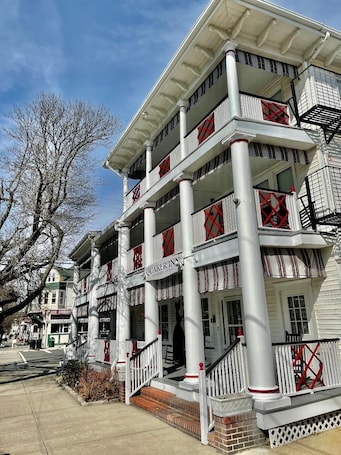 Exterior. Quaker Inn