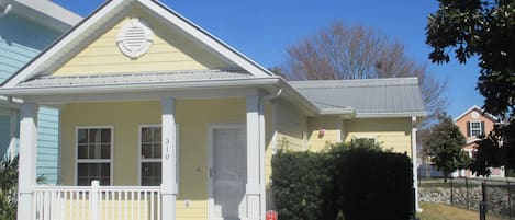 المنشأة من الخارج