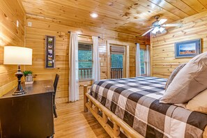 3 bedrooms, iron/ironing board, Internet, bed sheets