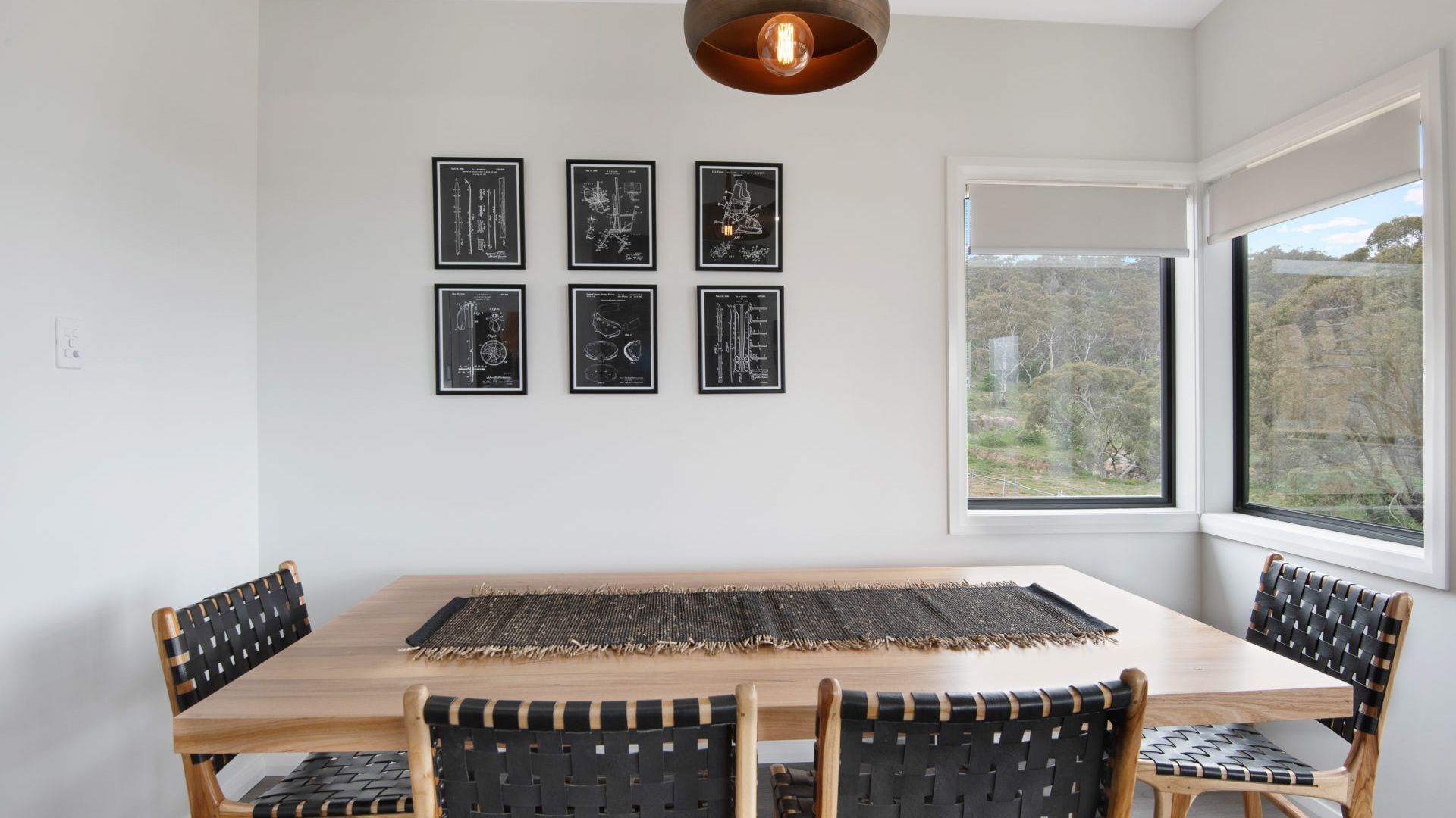 Black Diamond Retreat - Luxury 3BR Home l Lake Views l Fire Pit l WiFi l Bath — image 11