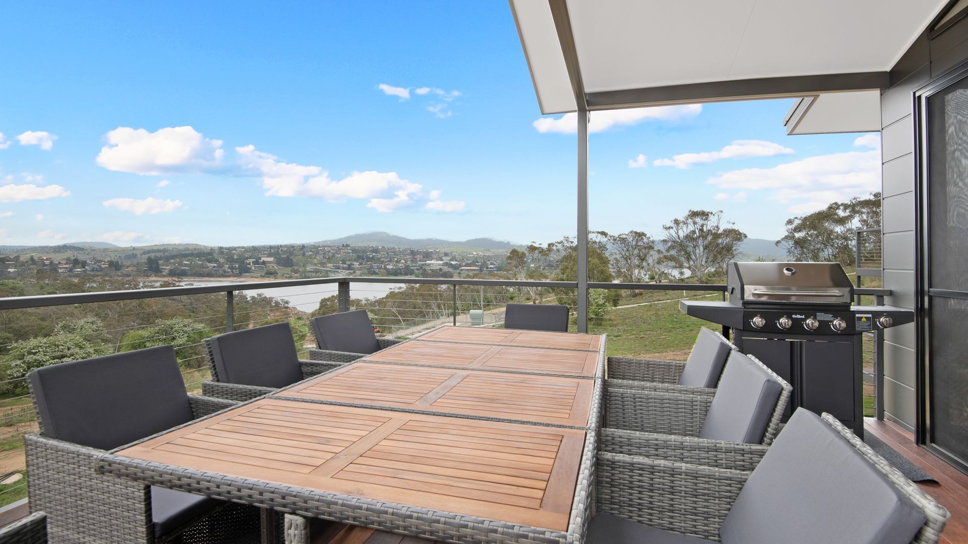 Black Diamond Retreat - Luxury 3BR Home l Lake Views l Fire Pit l WiFi l Bath — image 19