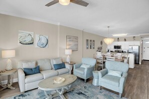 TV - Regency Isle 904 by Liquid Life (Orange Beach)