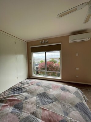 4 bedrooms, WiFi