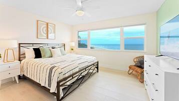 2 bedrooms, iron/ironing board, internet, bed sheets