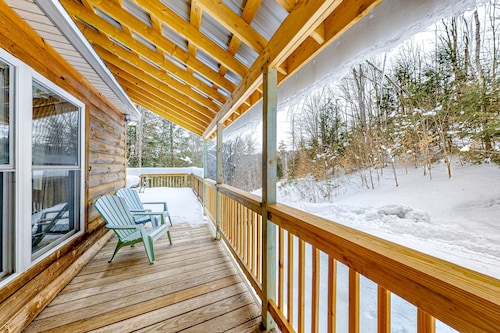 Perfect Home Away near Town & Skiing w/ Private Gas Grill, Large Deck