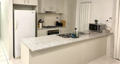 Modern 4BR house near Airport