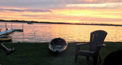 Verna's Good 'Nuff Cozy Cabin on East Rush Lake!