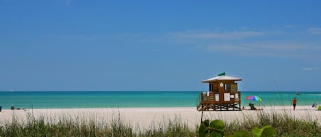 Vlak bij het strand, strandlakens