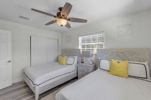 4 bedrooms, iron/ironing board, free WiFi, bed sheets