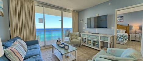 3 makuuhuonetta, silitysrauta/-lauta, vauvan matkasänky, ilmainen Wi-Fi