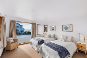 4 bedrooms, iron/ironing board, travel cot, free WiFi